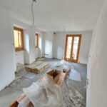 **APRICA ATTACCATO TRILOCALE NUOVO DA ULTIMARE € 83.000**